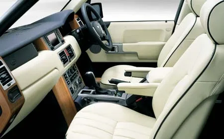 Land Rover Range Rover VOGUE (LM44)