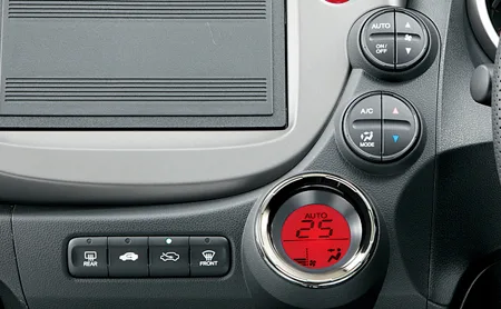 Honda Fit RS (GE8)