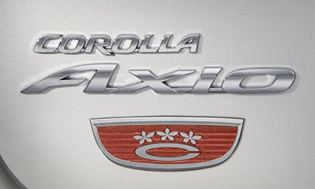 Toyota Corolla Axio HYBRID G 50 LIMITED (NKE165)