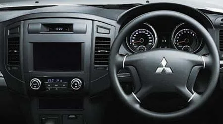 Mitsubishi Pajero SHORT VR (V83W)