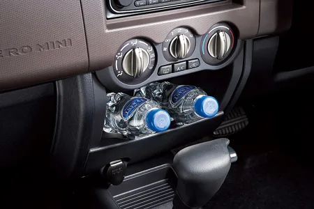 Mitsubishi Pajero Mini NAVI EDITION VR (H58A)