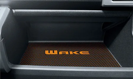 Daihatsu Wake G (LA700S)
