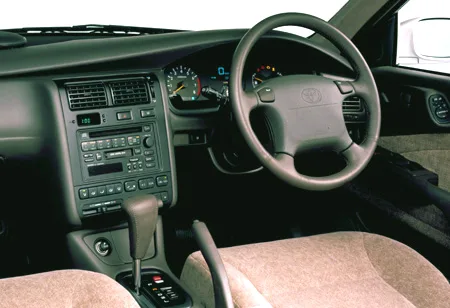 Toyota Corona SELECT SALOON (AT190)