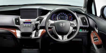 Honda Odyssey ABSOLUTE (RB4)
