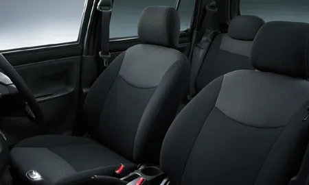 Daihatsu Esse CUSTOM (L235S)