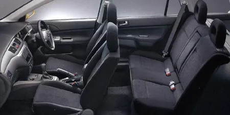 Mitsubishi Lancer Wagon RALLI ART (CS5W)