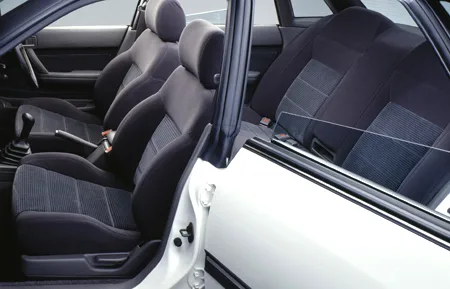 Subaru Legacy RS TYPE R (BC5)