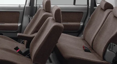 Suzuki Alto Lapin MODE (HE21S)