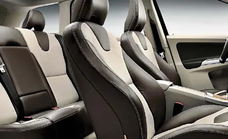 Volvo XC60 T5 LE (DB4204TXC)