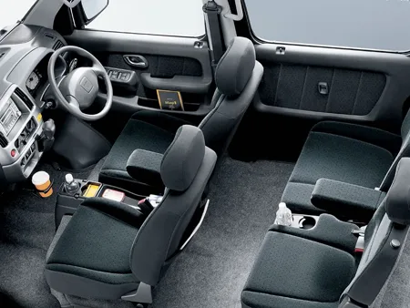 Suzuki Every Wagon JOYPOP (DA62W)