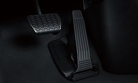 Toyota Prius Z (MXWH61)