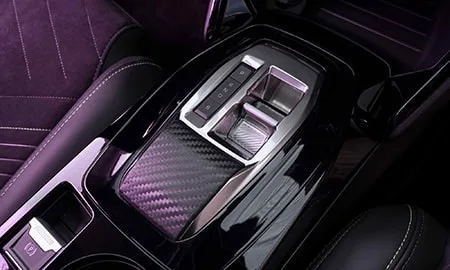Peugeot 2008 GT (P24HN05)