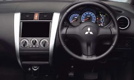 Mitsubishi Colt Plus 1.5RX (Z24W)