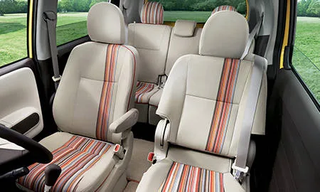 Toyota Porte F A LA MODE DEUX (NSP141)