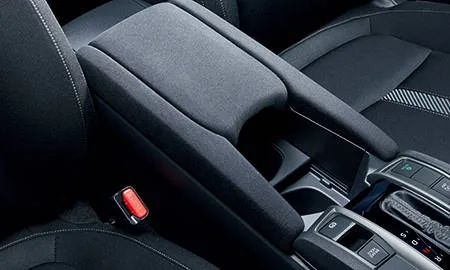 Honda Civic SEDAN (FC1)