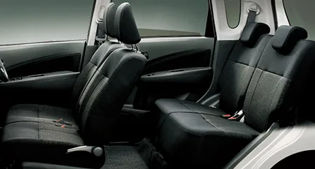 Daihatsu Move CUSTOM X (LA110S)