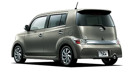 Toyota BB Z KIRAMEKI (QNC25)