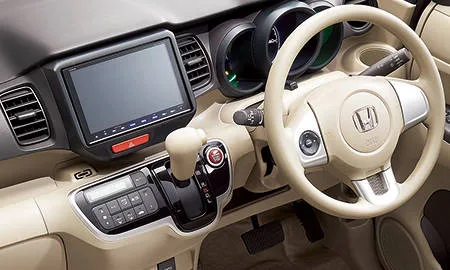 Honda Nbox G L PACKAGE (JF2)