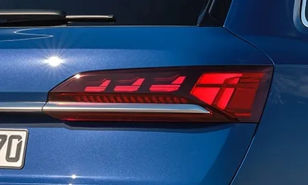 Audi Q7 50TDI QUATTRO S LINE (4MCVMA / 4MCVMS)