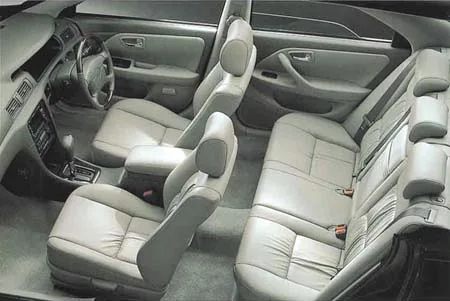 Toyota Markii Qualis 3.0G (MCV20W)