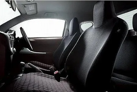 Toyota IQ100G базовая (KGJ10)