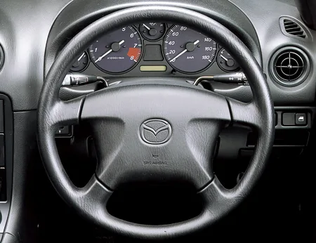 Mazda Roadster M PACKAGE (NB6C)