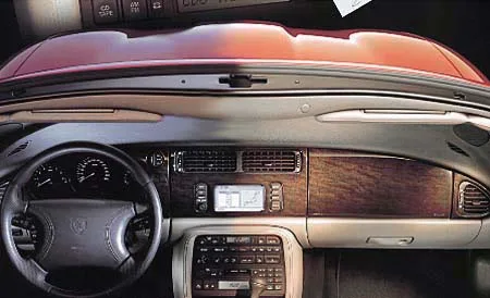 Jaguar XK 8 COUPE CLASSIC (JEDC)
