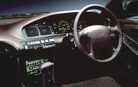 Toyota Corona Exiv FE (ST182)