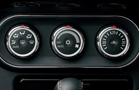 Mitsubishi Lancer RS EVOLUTION X (CZ4A)