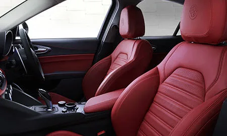 Alfa Romeo Giulia VELOCE (95220 / 95229)