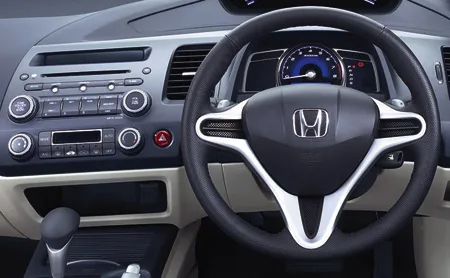 Honda Civic 1.8G (FD1)