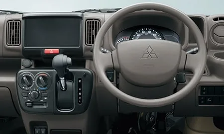 Mitsubishi Minicab Van G (DS17V)