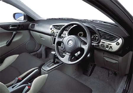 Honda Insight BASEGRADE (ZE1)