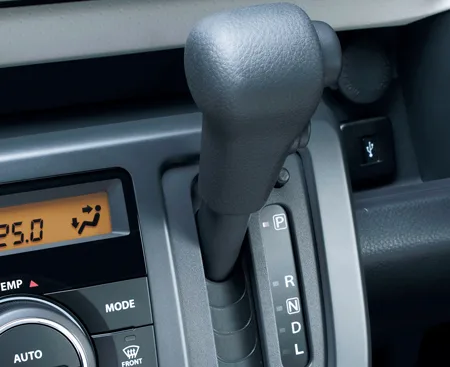 Nissan Moco S IDLING STOP (MG33S)