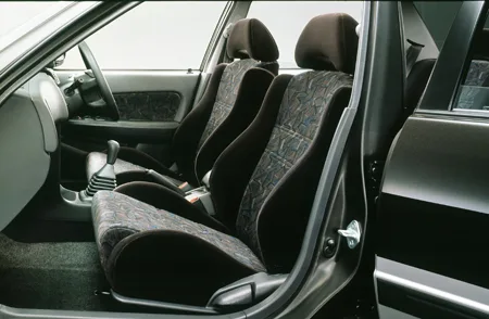 Toyota Sprinter Carib Z TOURING (AE111G)