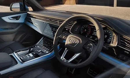 Audi Q7 50TDI QUATTRO S LINE (4MCVMA / 4MCVMS)
