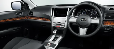 Subaru Legacy Touring Wagon 2.5I L PACKAGE (BR9)