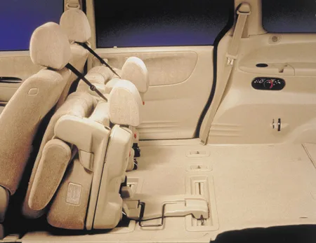 Mazda Mpv BASEGRADE (LW5W)