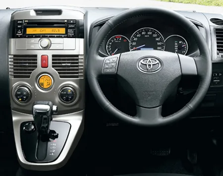 Toyota Rush X (J210E)