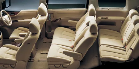 Nissan Elgrand 250XG (TNE52)