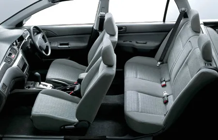 Mitsubishi Lancer Wagon TOURING SUPER PACKAGE (CS5W)
