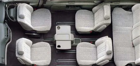 Toyota Hiace Regius WIND TOURER (RCH47W)