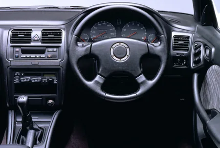 Subaru Legacy RS (BD5)
