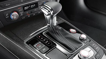 Audi S6AVANT BASE GRADE (4GCEUA)
