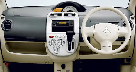 Mitsubishi EK Wagon MS (H82W)