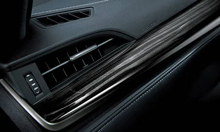 Lexus LX570 BLACK SEQUENCE (URJ201W)