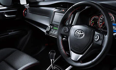 Toyota Corolla Fielder HYBRID G +RED (NKE165G)