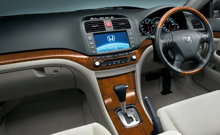 Honda Inspire AVANZARE (UC1)