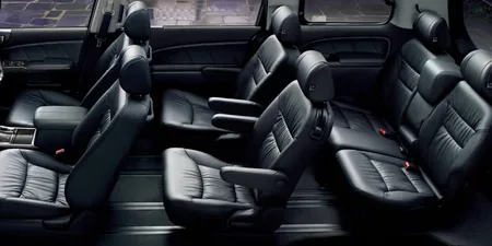 Honda Elysion Prestige SG (RR6)