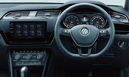 Volkswagen Golf Touran TSI HIGHLINE (1TCZD)